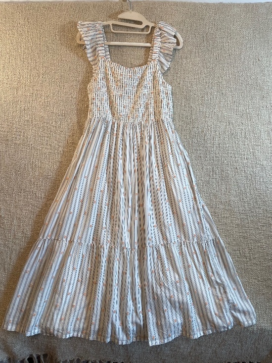 LOFT Dresses & Skirts - LOFT Striped Peach Clip Dot Smocked Tiered Midi Dress with Pockets Size S